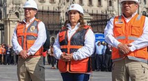 Gritos contra presidenta Dina Boluarte en pleno simulacro: ¡devuelve los Rolex! [Video]