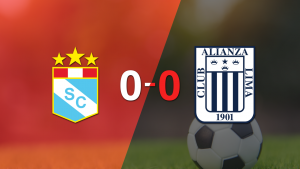 No hubo goles en el empate entre Sporting Cristal y Alianza Lima