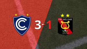 Cienciano vence a Melgar 3-1 en el clásico del sur con un gol agónico de penal