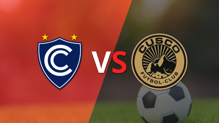 Arrancan las acciones del duelo entre Cienciano y Cusco FC