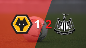 Newcastle United da vuelta el marcador y triunfa 2 a 1 sobre Wolverhampton