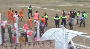 Suspenden partido de Copa Perú tras batalla campal | VIDEO