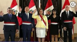 Presidenta Dina Boluarte tomó juramento a nuevos ministros: estos son los cambios