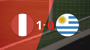 Apretada victoria de Perú frente a Uruguay con un gol agónico