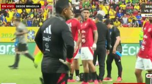 Alex Valera se lesionó a pocos minutos del Perú vs Brasil | VIDEO