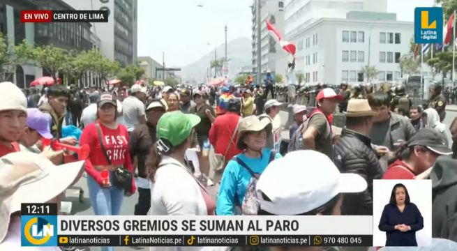 Cierran avenida Abancay tras llegada de manifestantes a exteriores del Congreso [VIDEO]