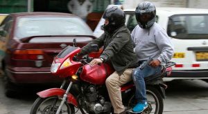 Prohíben el traslado de dos personas en motos lineales: ¿en qué distrito?