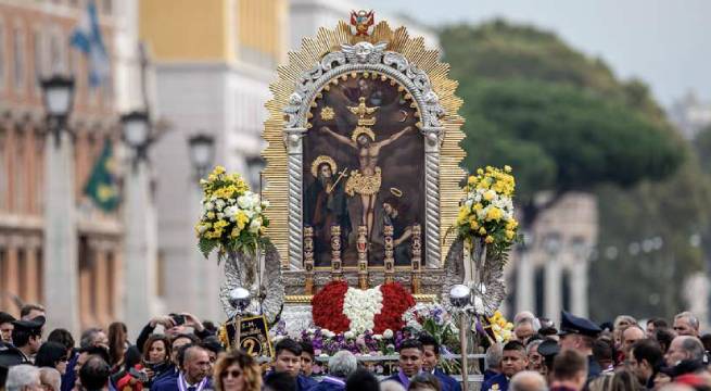 ¿Dónde seguir en vivo la procesión y misa del Señor de los Milagros?