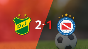 Defensa y Justicia obtiene una victoria 2-1 contra Argentinos Juniors