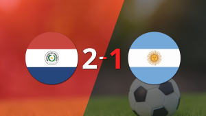 Paraguay logra remontada y gana 2-1 a Argentina