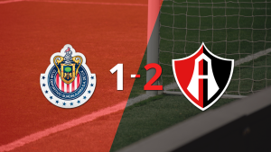 Atlas gana el clásico Tapatío 2 a 1 tras remontada