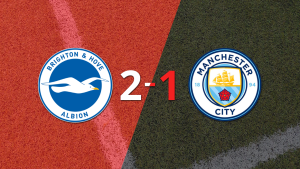 Brighton and Hove lo dio vuelta ante Manchester City y venció por 2 a 1