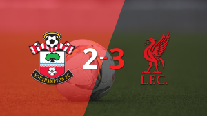 Mohamed Salah marca un doblete en la victoria 3-2 de Liverpool ante Southampton