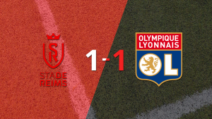 Stade de Reims logró sacar el empate de local frente a Olympique Lyon