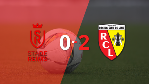 Stade de Reims no pudo ante la contundencia de Lens y perdió por 2 a 0