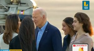 Natalie Biden, la nieta de Joe Biden que llegó a Perú junto con él