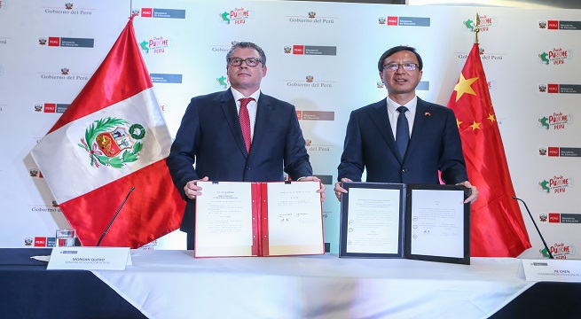 Perú y China firman memorándum para fomentar la cooperación en el ámbito educativo