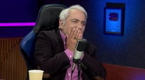 Roberto Moll se quiebra tras recibir elogios de Mónica Delta en “Habla Serio” | VIDEO