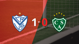 Apretada victoria de Vélez frente a Sarmiento con un gol de penal