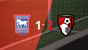 Bournemouth se impone con remontada 2-1 sobre Ipswich Town, tras un gol agónico