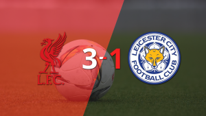 Liverpool logró dar vuelta el marcador y vencer 3-1 a Leicester City