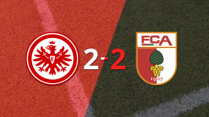 Empate a 2 entre Eintracht Frankfurt y Augsburg