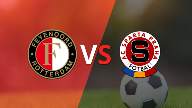 ¡Ya se juega la etapa complementaria! Feyenoord vence a Sparta Praga por 3-1