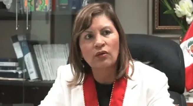 Elizabeth Peralta se entrega a la justicia: exfiscal llegó a Palacio de Justicia