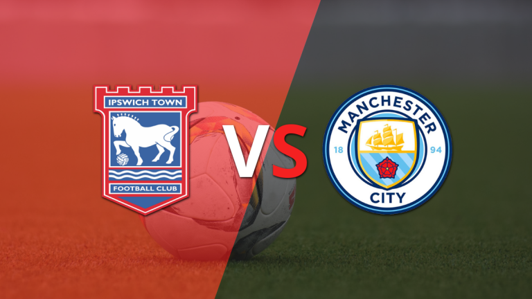 Comienza el juego entre Ipswich Town y Manchester City en el Portman Road Stadium