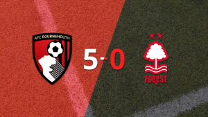 Con hat-trick de Dango Outtara, Bournemouth goleó a Nottingham Forest 5-0