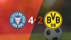 Holstein Kiel dio el golpe y le ganó a Borussia Dortmund por 4-2