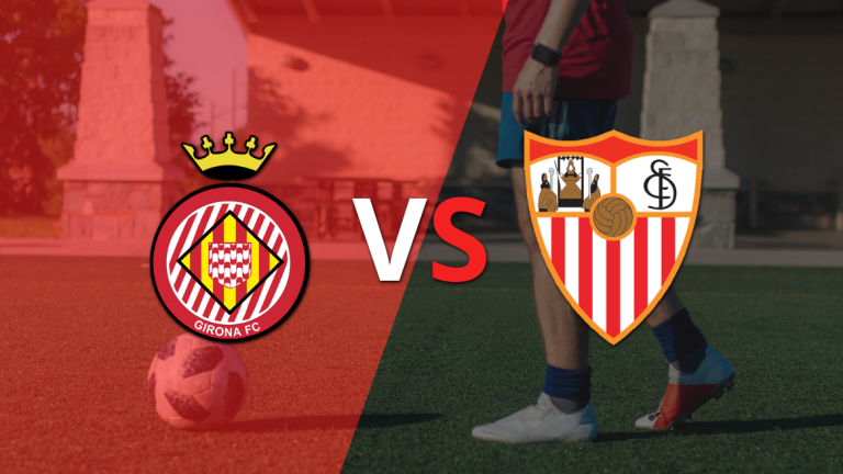 Ya rueda el balón entre Girona y Sevilla en el estadio Municipal de Montilivi