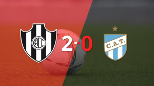 Sólido triunfo de Central Córdoba (SE) por 2-0 frente a Atlético Tucumán