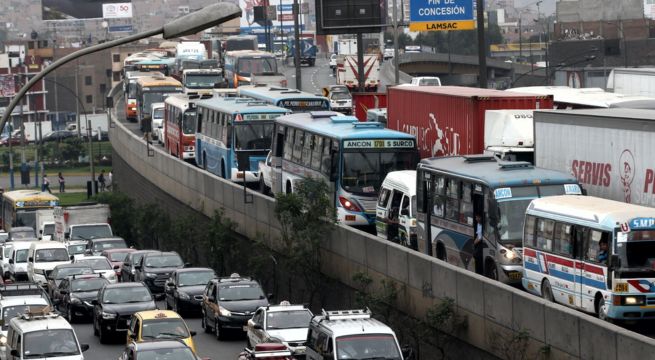 Buses de histórica empresa de transporte dejarán de circular en Lima