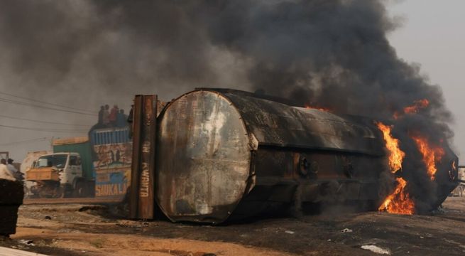 Nigeria: explosión de camión cisterna deja más de 50 muertos