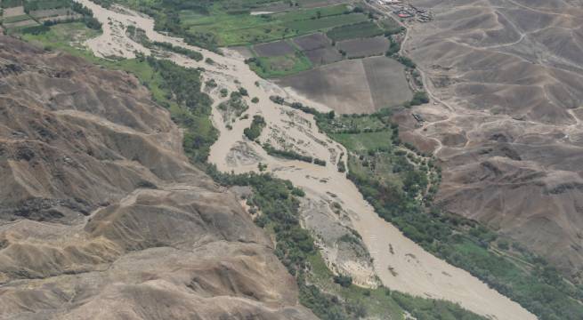 Ica: intensas lluvias afectaron más de mil casas, 26 colegios y 1,200 metros de vías