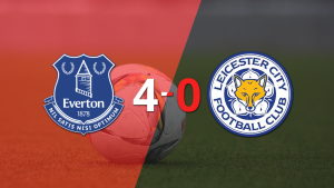 Everton derrotó sin complicaciones a Leicester City con doblete de Beto