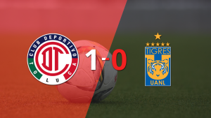 A Toluca FC le alcanzó con un gol agónico para derrotar a Tigres en el estadio Nemesio Díez