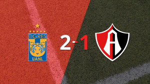 Victoria de Tigres sobre Atlas por 2-1