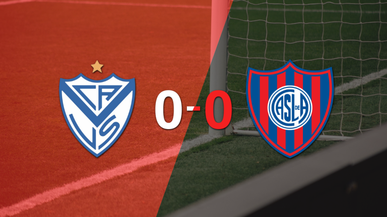 Cero a cero terminó el partido entre Vélez y San Lorenzo