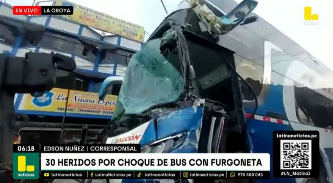 Choque de bus interprovincial con camión furgón deja 30 heridos en La Oroya