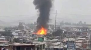 Incendio arrasa con casas de asentamiento humano en Ancón